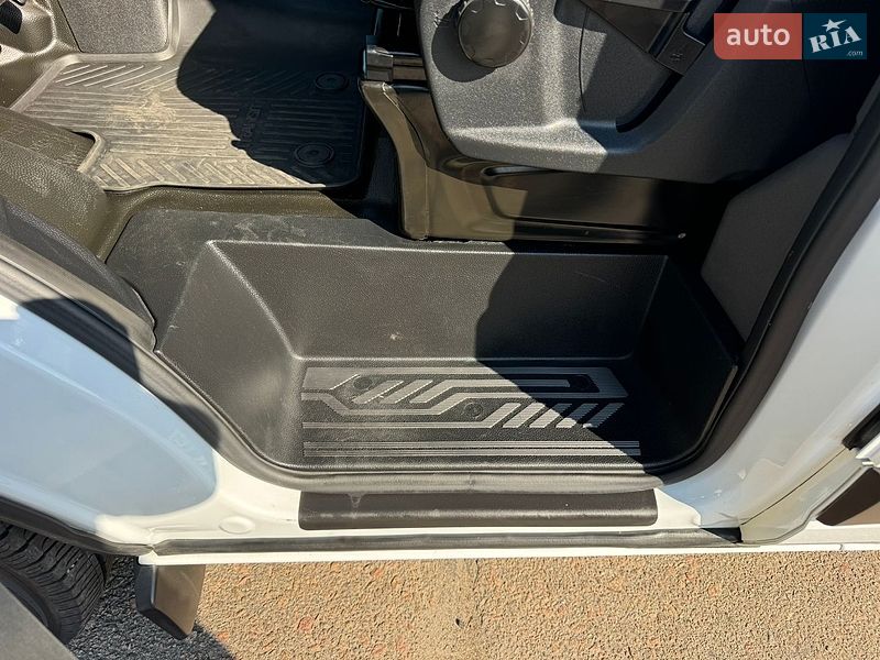 Мінівен Ford Transit Custom 2021 в Києві фото 84 Мінівен Ford Transit Custom 2021 в Києві