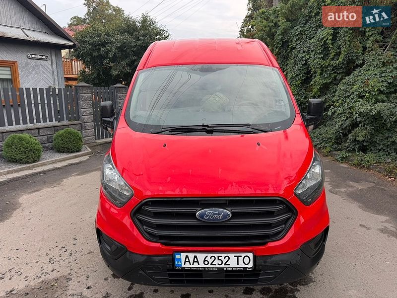 Вантажний фургон Ford Transit Custom 2018 в Рівному