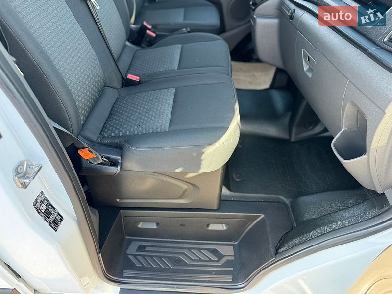 Грузовой фургон Ford Transit Custom 2024 в Киеве