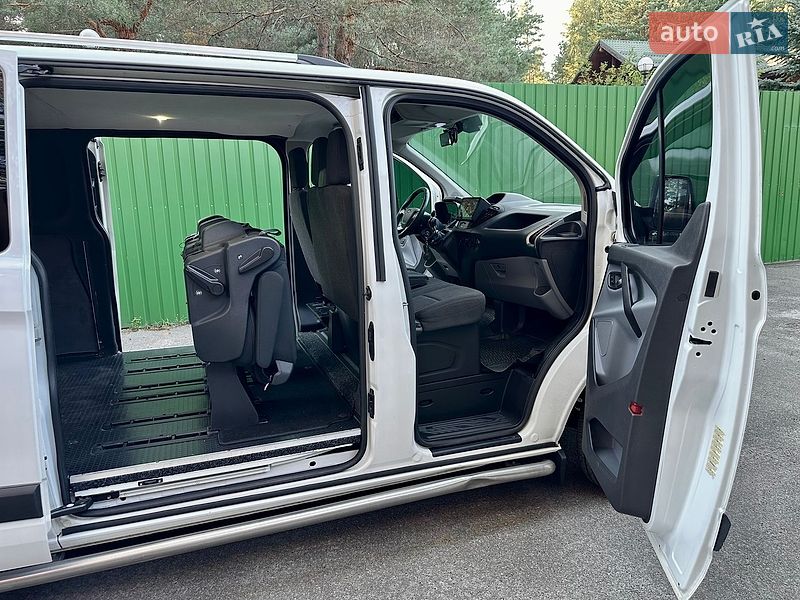 Вантажопасажирський фургон Ford Transit Custom 2014 в Києві