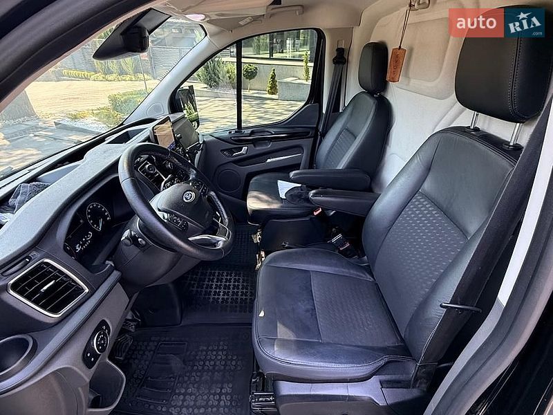 Мінівен Ford Transit Custom 2020 в Ужгороді