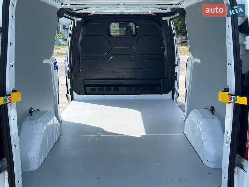 Вантажний фургон Ford Transit Custom 2022 в Лопатині
