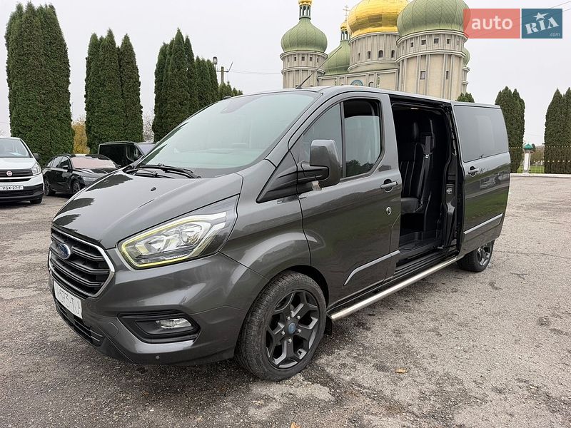 Вантажопасажирський фургон Ford Transit Custom 2019 в Дубні