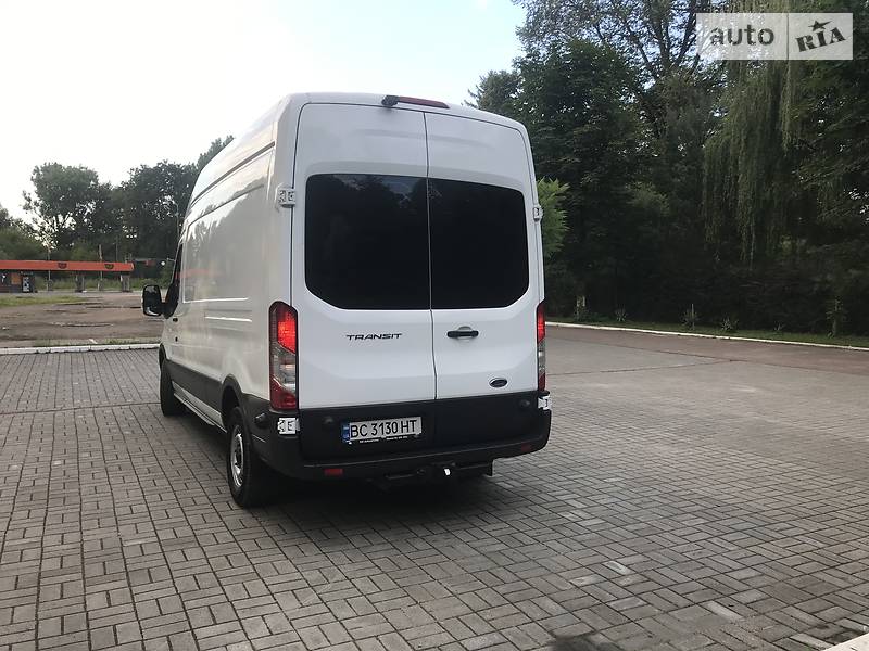 Вантажний фургон Ford Transit 2014 в Дрогобичі