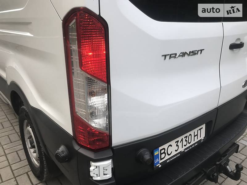 Вантажний фургон Ford Transit 2014 в Дрогобичі