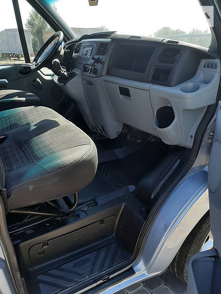 Вантажопасажирський фургон Ford Transit 2007 в Береговому