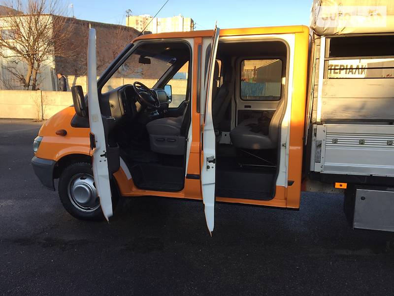 Тентованый Ford Transit 2006 в Василькове