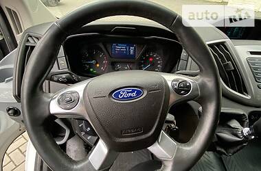 Другие легковые Ford Transit 2015 в Луцке