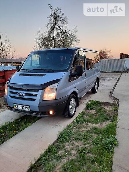 Вантажопасажирський фургон Ford Transit 2007 в Береговому