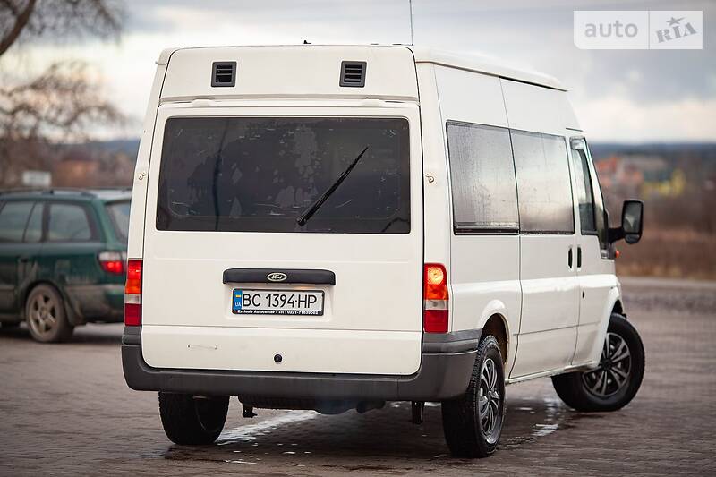 Минивэн Ford Transit 2003 в Новояворовске