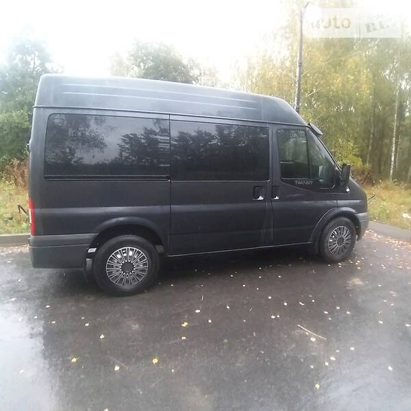 Мінівен Ford Transit 2011 в 