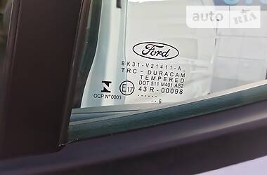 Грузопассажирский фургон Ford Transit 2016 в Житомире