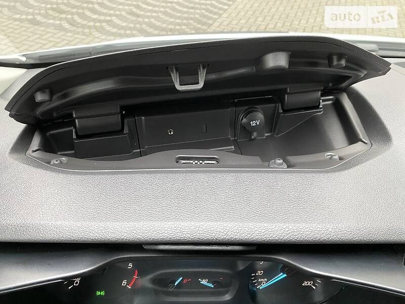 Грузовой фургон Ford Transit 2018 в Луцке
