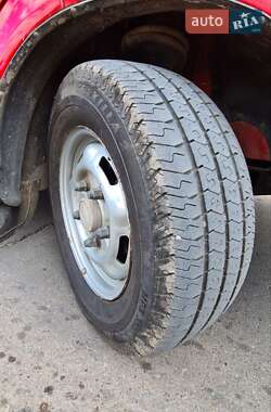 Микроавтобус Ford Transit 2000 в 