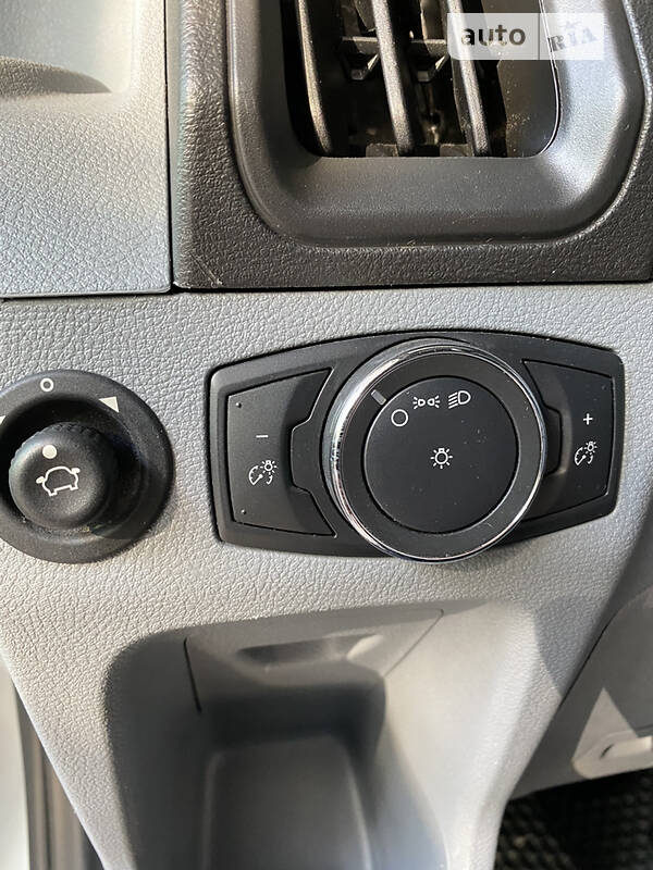 Минивэн Ford Transit 2019 в Одессе фото 16 Минивэн Ford Transit 2019 в Одессе