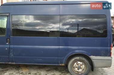 Микроавтобус Ford Transit 2003 в Перечине