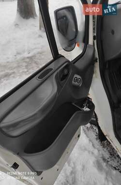 Мікроавтобус Ford Transit 2004 в Вараші