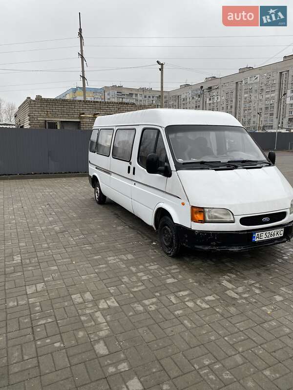 Микроавтобус Ford Transit 1996 в Днепре