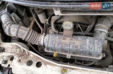 Грузопассажирский фургон Ford Transit 2002 в Черновцах