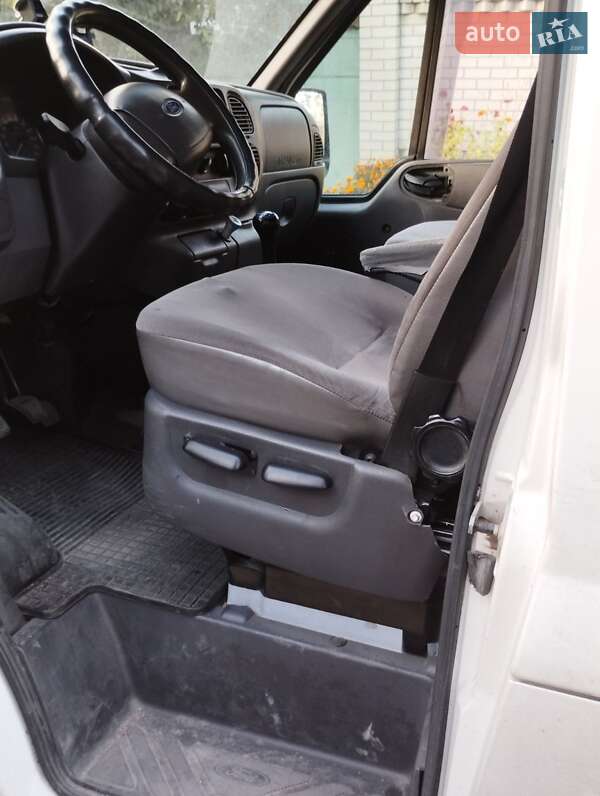 Микроавтобус Ford Transit 2001 в Днепре фото 7 Микроавтобус Ford Transit 2001 в Днепре