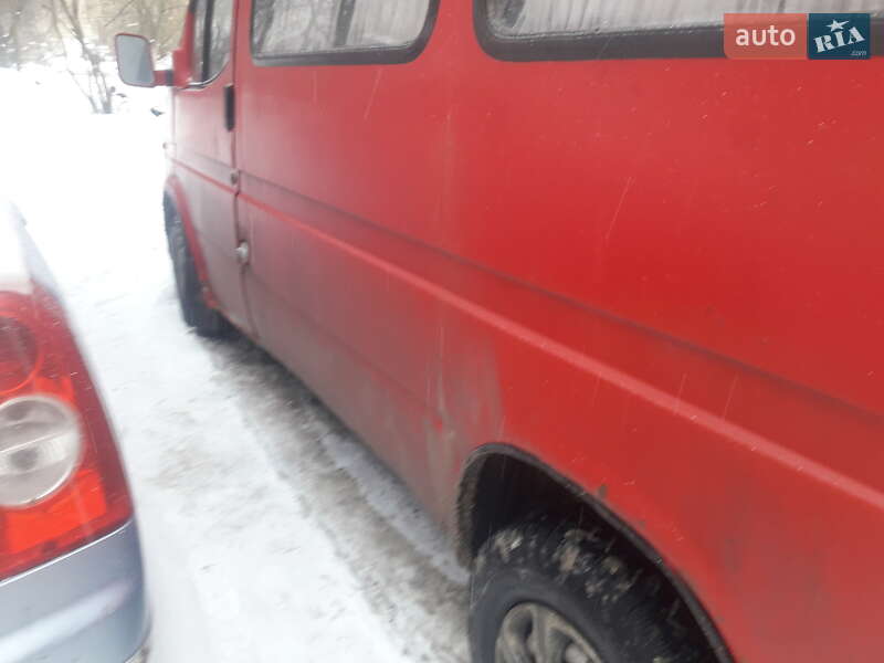 Другие автобусы Ford Transit 1990 в Тернополе