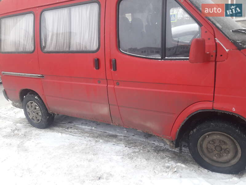 Другие автобусы Ford Transit 1990 в Тернополе
