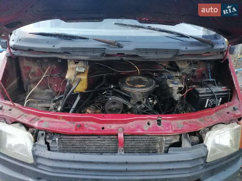 Микроавтобус Ford Transit 1987 в Чернигове фото Микроавтобус Ford Transit 1987 в Чернигове
