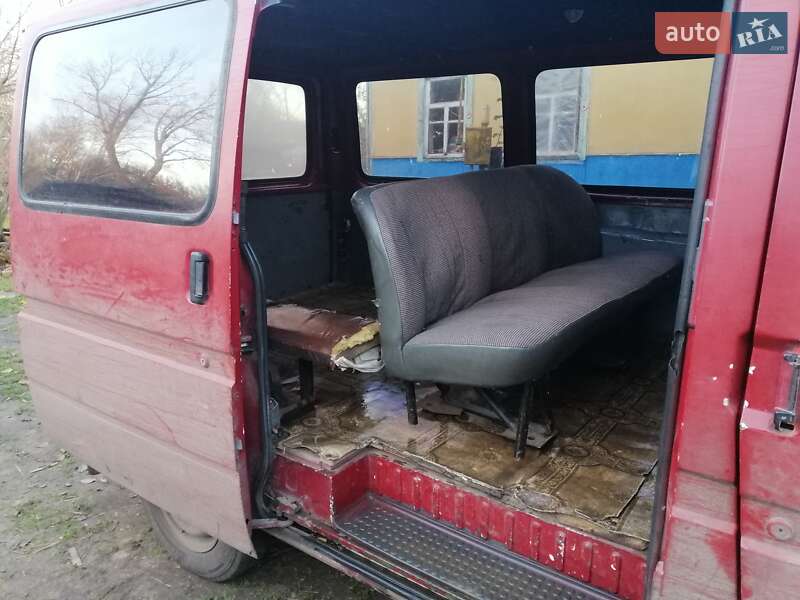 Мікроавтобус Ford Transit 1987 в Чернігові фото 4 Мікроавтобус Ford Transit 1987 в Чернігові