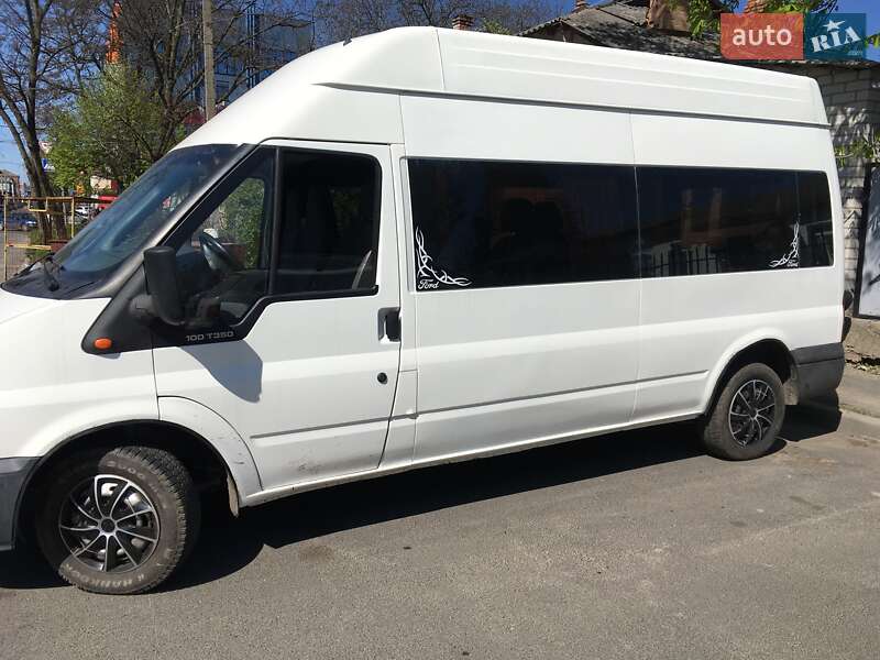 Микроавтобус Ford Transit 2004 в Умани
