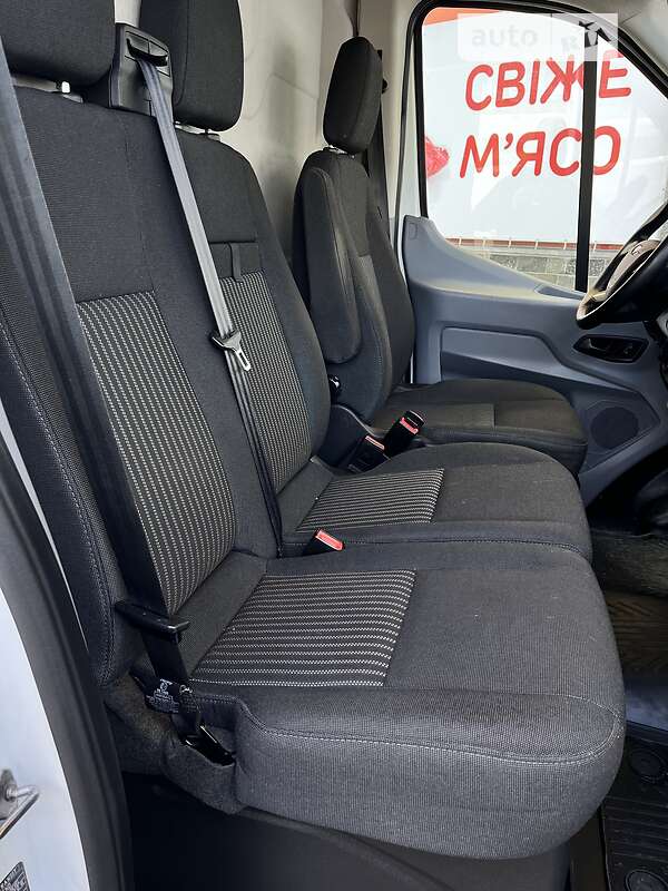 Грузовой фургон Ford Transit 2016 в Черкассах
