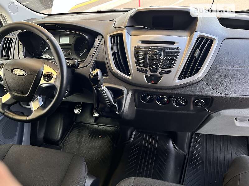 Грузовой фургон Ford Transit 2016 в Черкассах