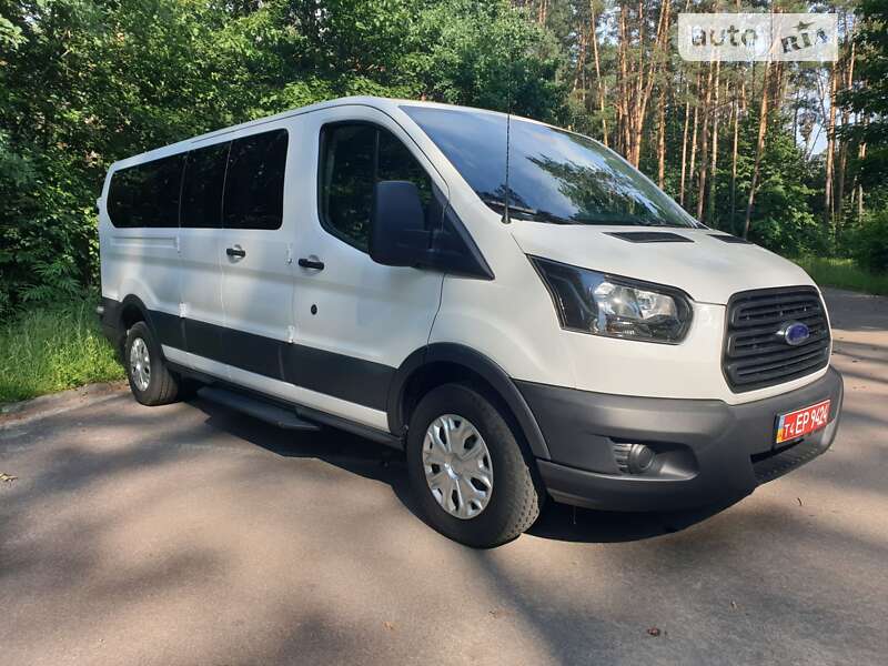 Микроавтобус Ford Transit 2016 в Житомире фото 8 Микроавтобус Ford Transit 2016 в Житомире