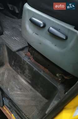 Вантажопасажирський фургон Ford Transit 2007 в 