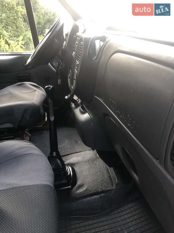 Минивэн Ford Transit 2004 в Сокирянах