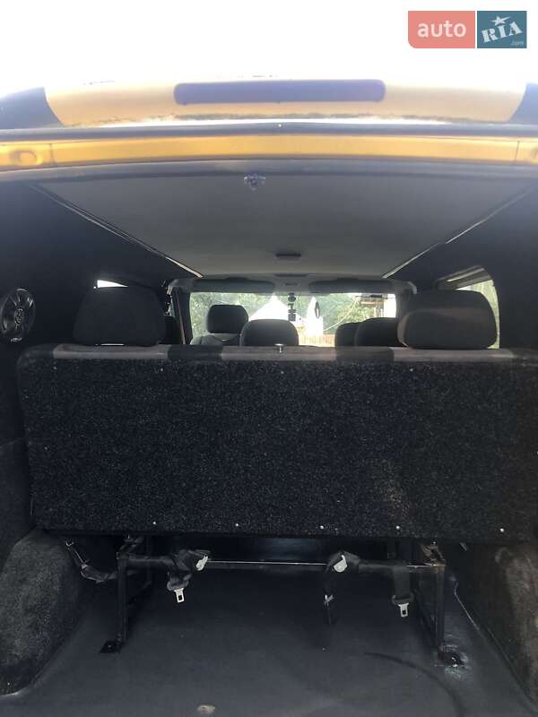 Минивэн Ford Transit 2004 в Сокирянах