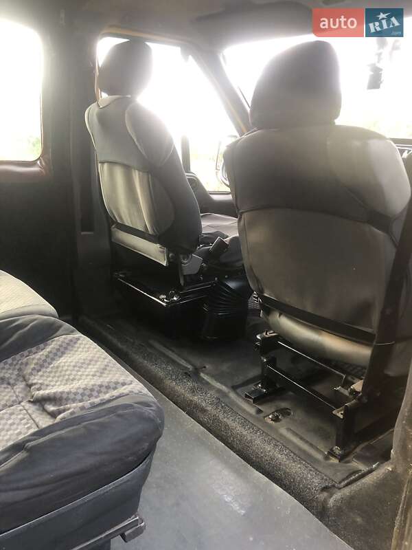 Минивэн Ford Transit 2004 в Сокирянах