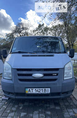 Грузовой фургон Ford Transit 2007 в Долине