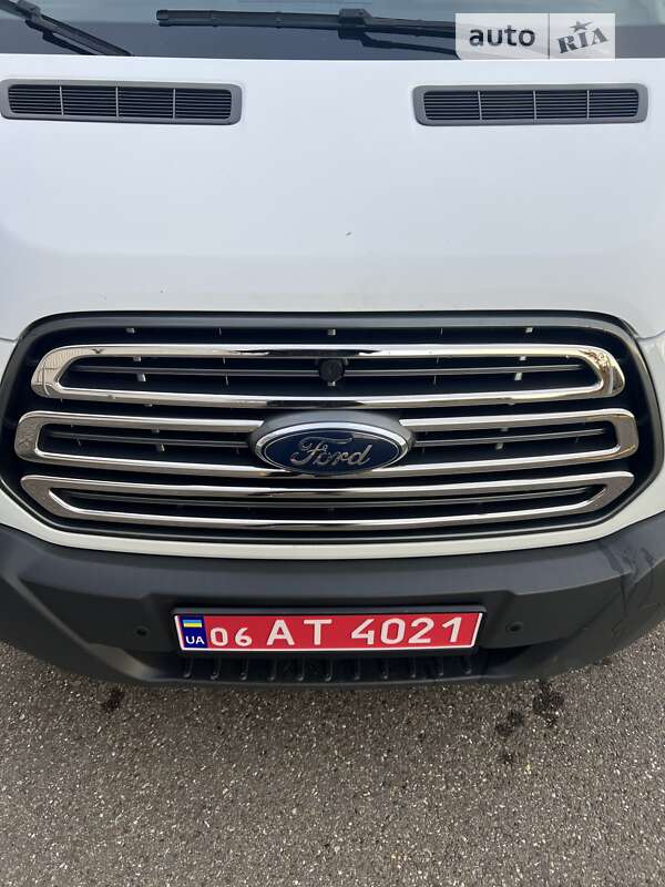 Грузовой фургон Ford Transit 2018 в Виноградове