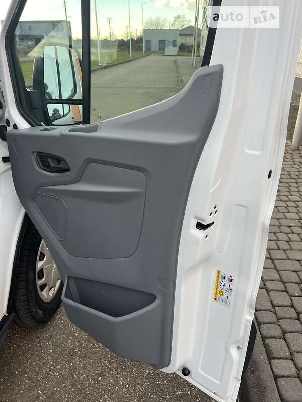 Грузовой фургон Ford Transit 2018 в Виноградове