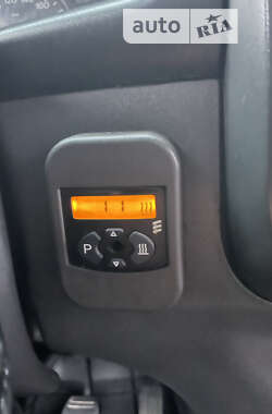 Грузовой фургон Ford Transit 2003 в 