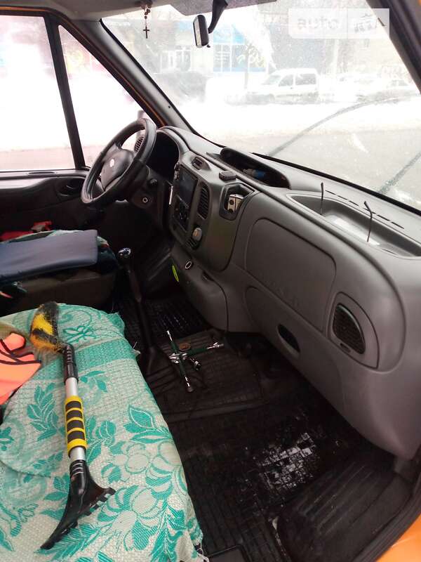 Эвакуатор Ford Transit 2003 в Чернигове фото 4 Эвакуатор Ford Transit 2003 в Чернигове