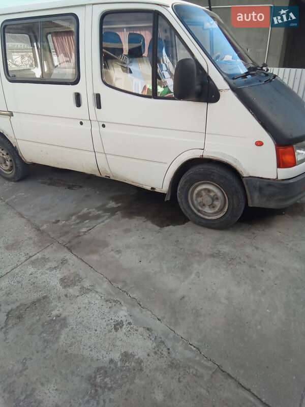 Микроавтобус Ford Transit 1996 в Городенке фото 3 Микроавтобус Ford Transit 1996 в Городенке