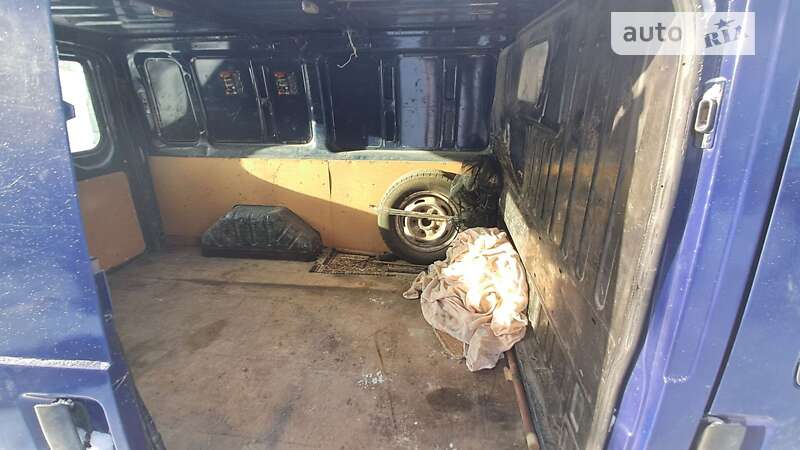Вантажний фургон Ford Transit 2004 в Тернополі