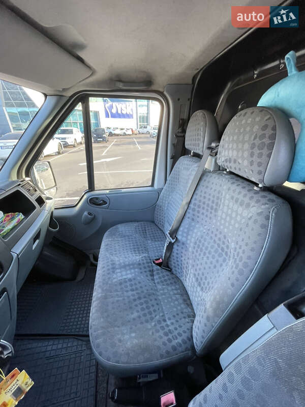 Вантажний фургон Ford Transit 2007 в Одесі