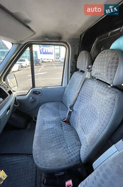 Грузовой фургон Ford Transit 2007 в 