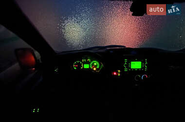 Грузовой фургон Ford Transit 2007 в 
