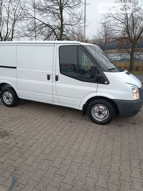 Ford Transit 2013