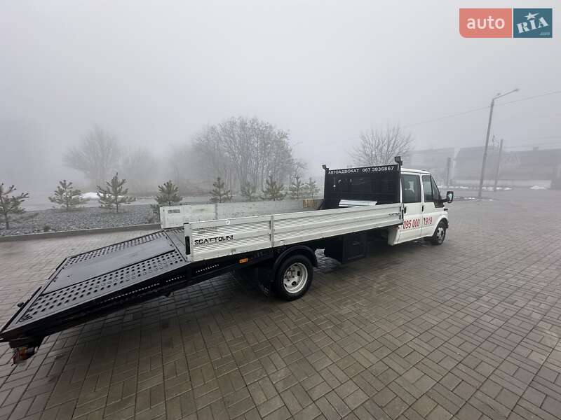 Эвакуатор Ford Transit 2004 в 