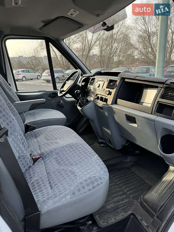 Вантажний фургон Ford Transit 2013 в Одесі
