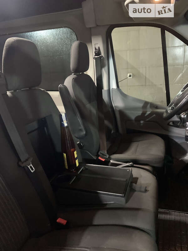 Микроавтобус Ford Transit 2015 в Самборе
